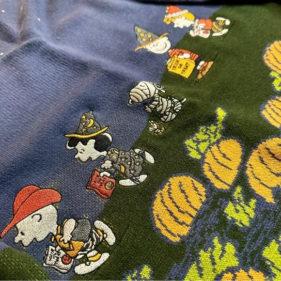 Peanuts Halloween Sweater - Picture 2 of 5